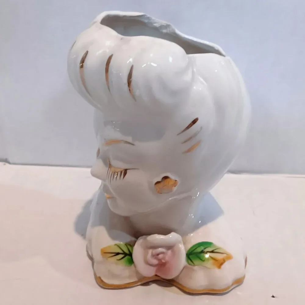 Vintage Glamour Girl Porcelain Head Vase-1950s-Applied Rose-Gold Accents - Picture 2 of 10